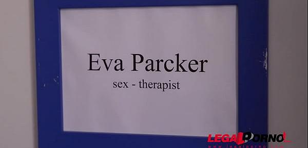  Ultra Hot Threesome Sex Therapy with Eva Parcker & Christen Courtney GP504